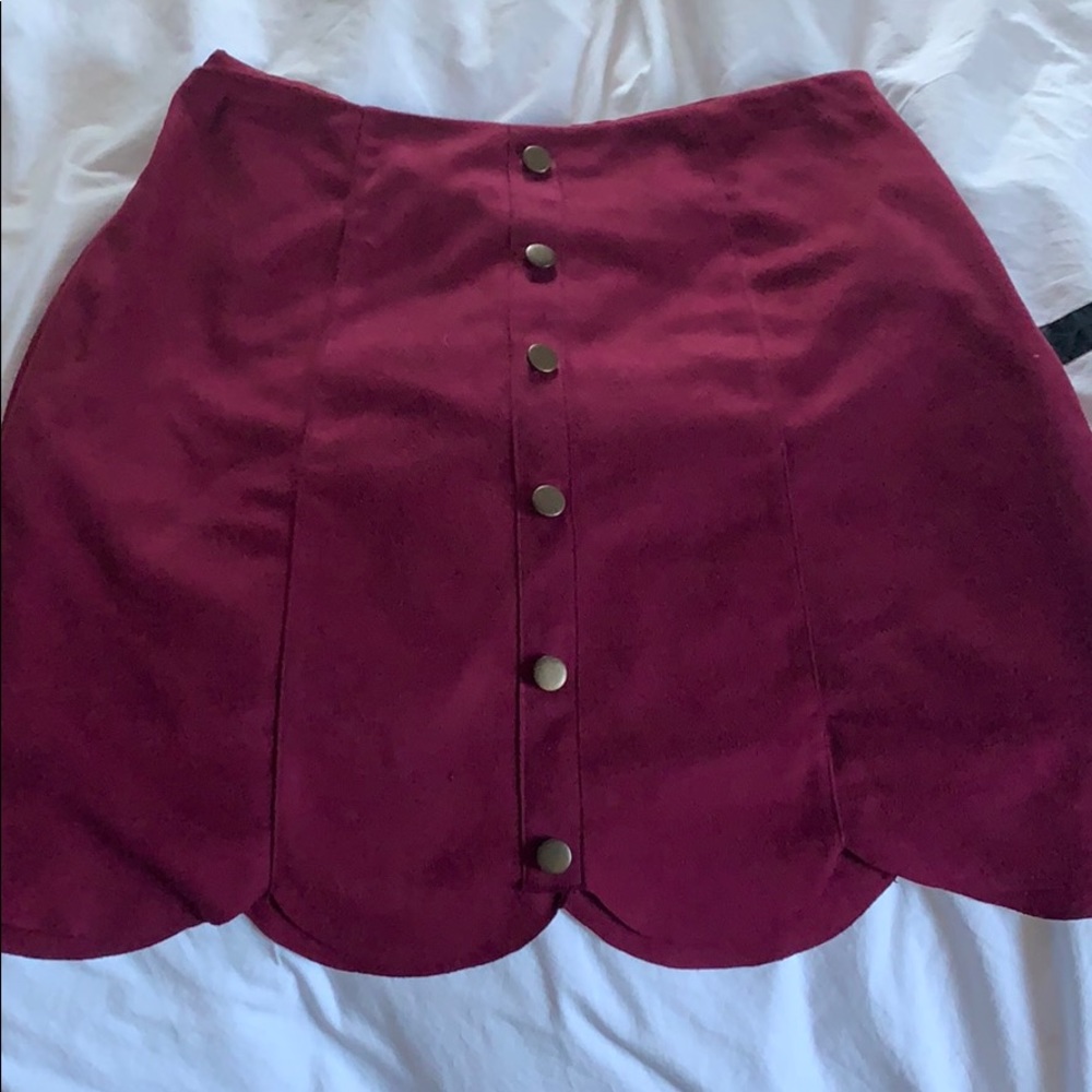 LC Lauren Conrad faux seude skirt size 4
